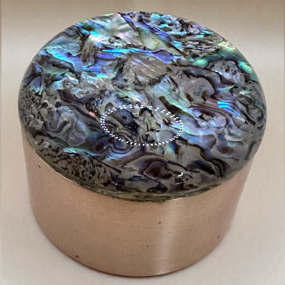 KENDRA SCOTT Rose Gold & Mother of Pearl Dome Jewelry Box, BEAUTIFUL! EUC, Rare!